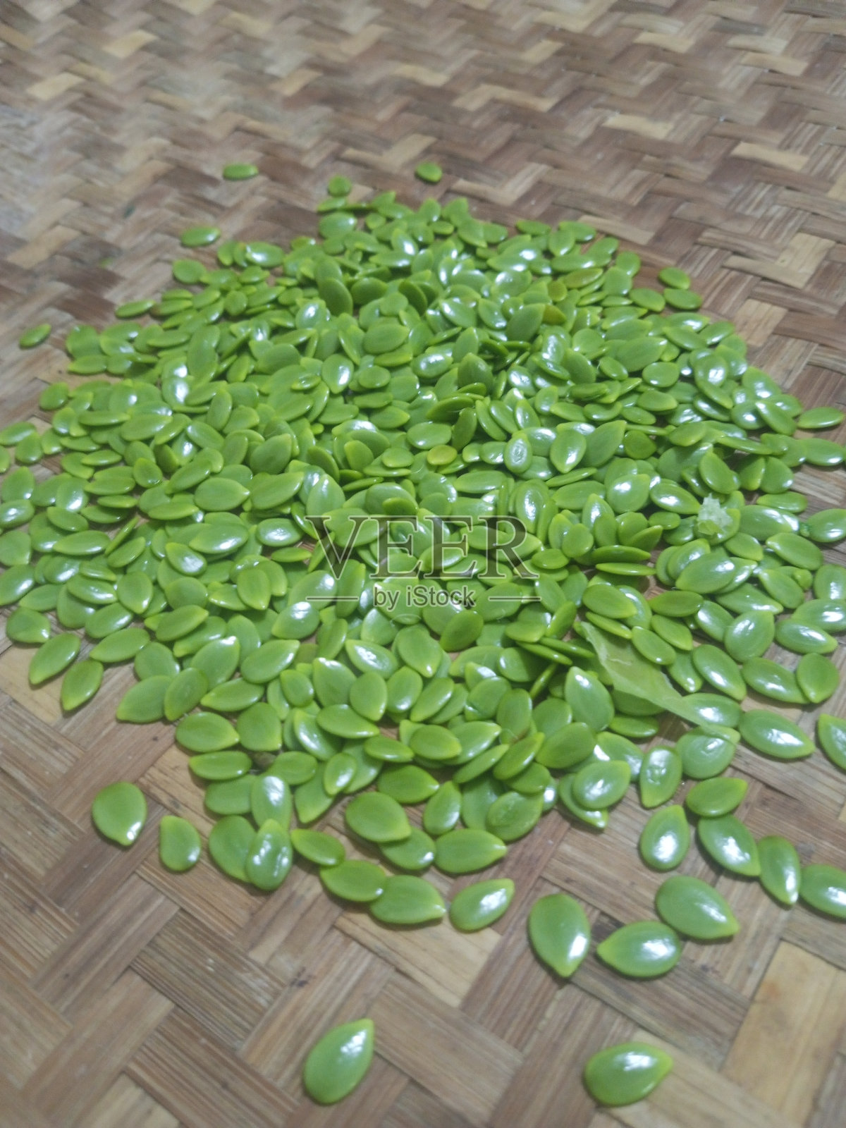 绿色的种子照片摄影图片