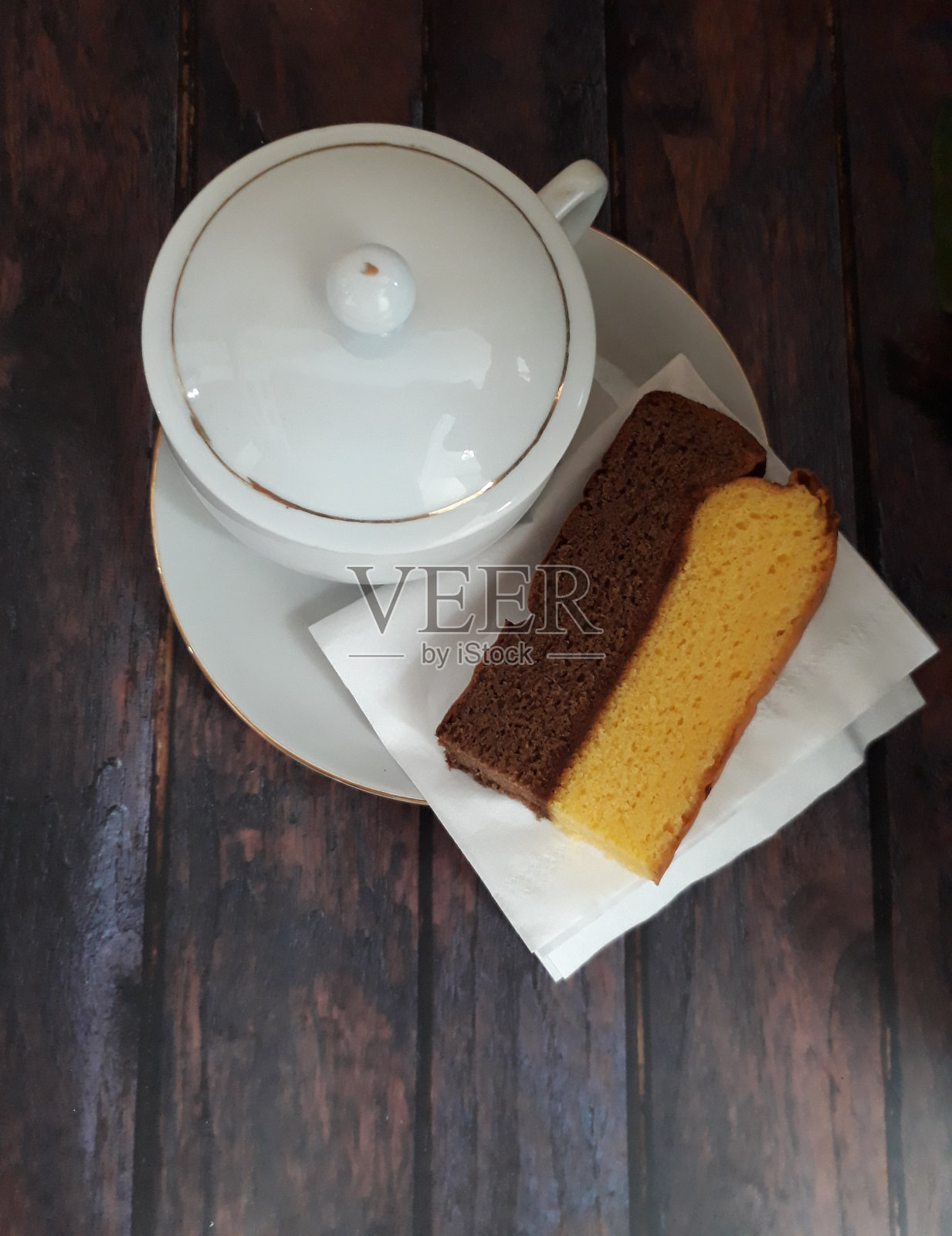 切片两层蛋糕照片摄影图片