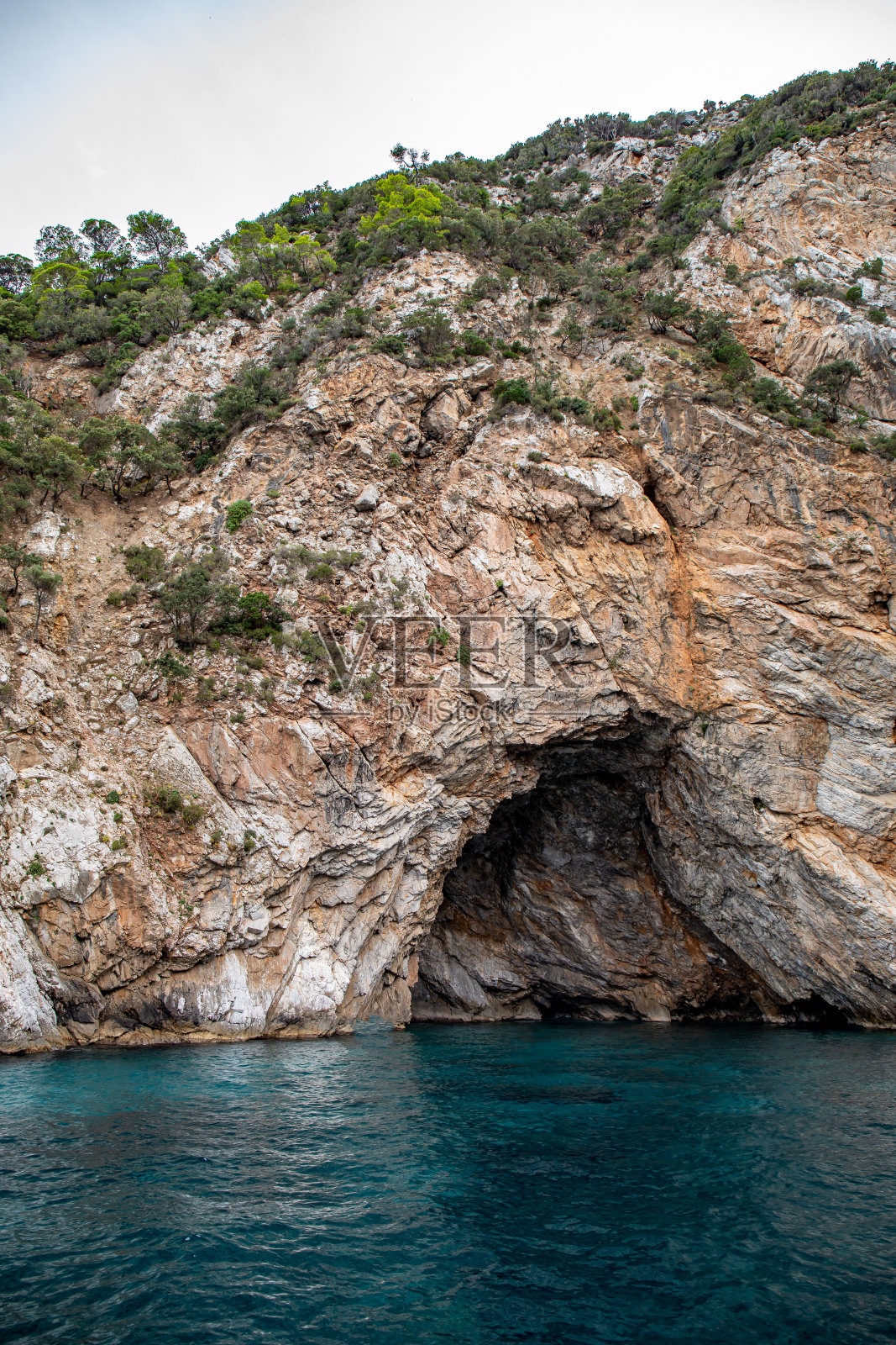 希腊斯科佩洛斯岛的海岸线照片摄影图片