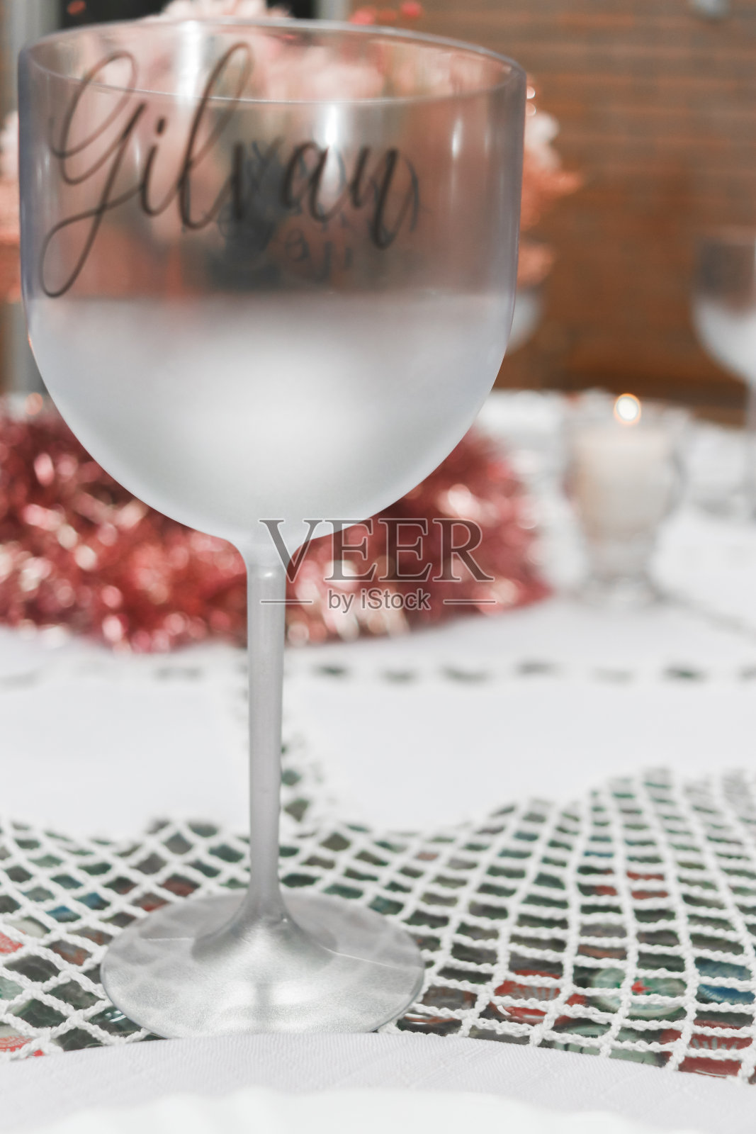 新年前夜的聚会和与家人和朋友的晚餐照片摄影图片