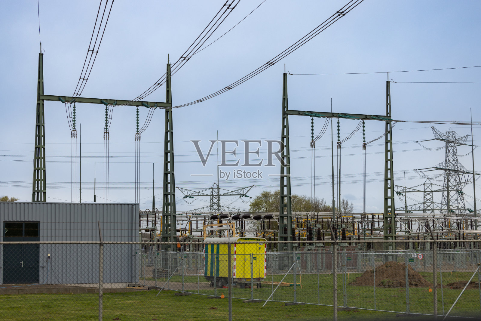 电力线站镜头照片摄影图片