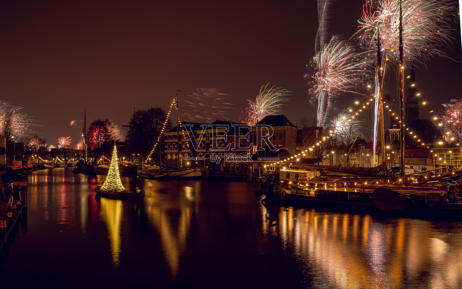 豪达的新年。照片摄影图片