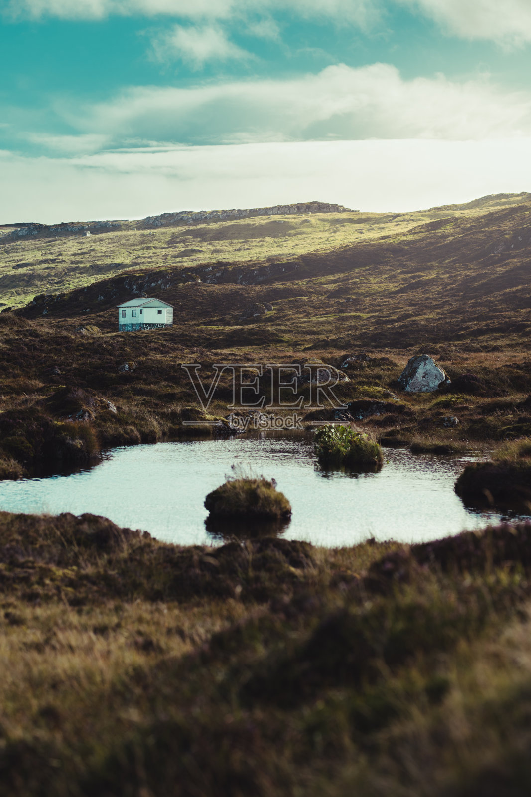 法罗群岛Runavik Toftavatn附近的公园垂直拍摄照片摄影图片