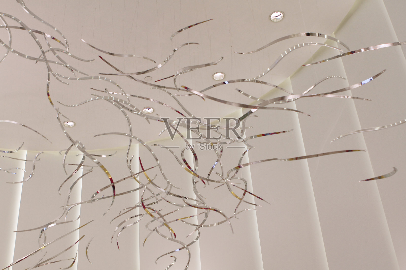 天花板上的艺术纸线照片摄影图片