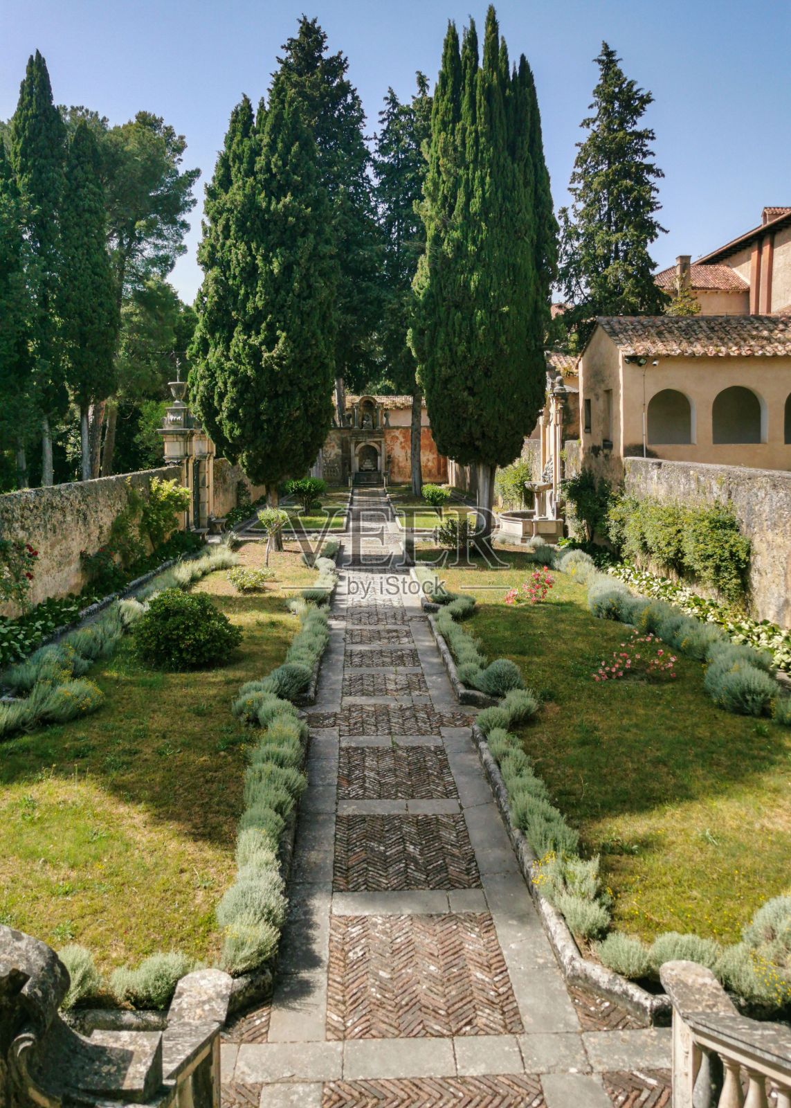 意大利坎帕尼亚帕杜拉圣劳伦斯修道院院长花园照片摄影图片