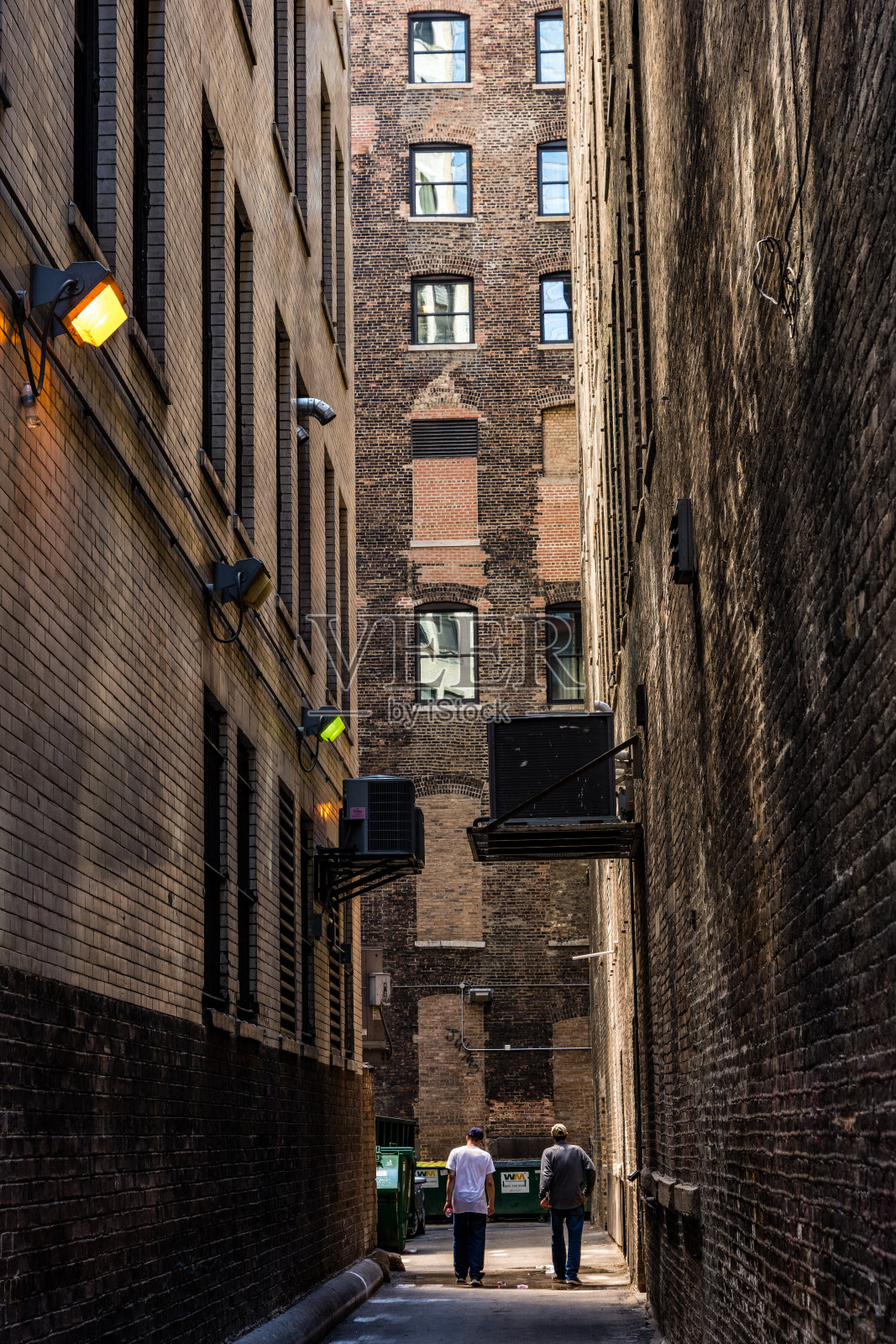 芝加哥市中心的垂直镜头照片摄影图片