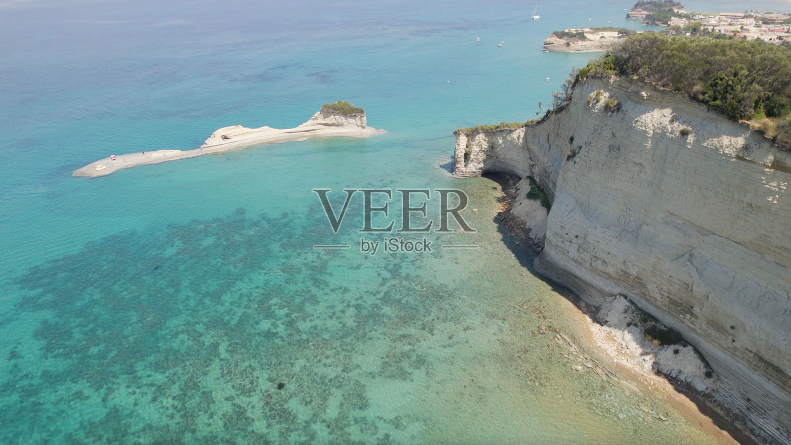 希腊科孚岛，从空中看西达里海岸的纯净大海照片摄影图片