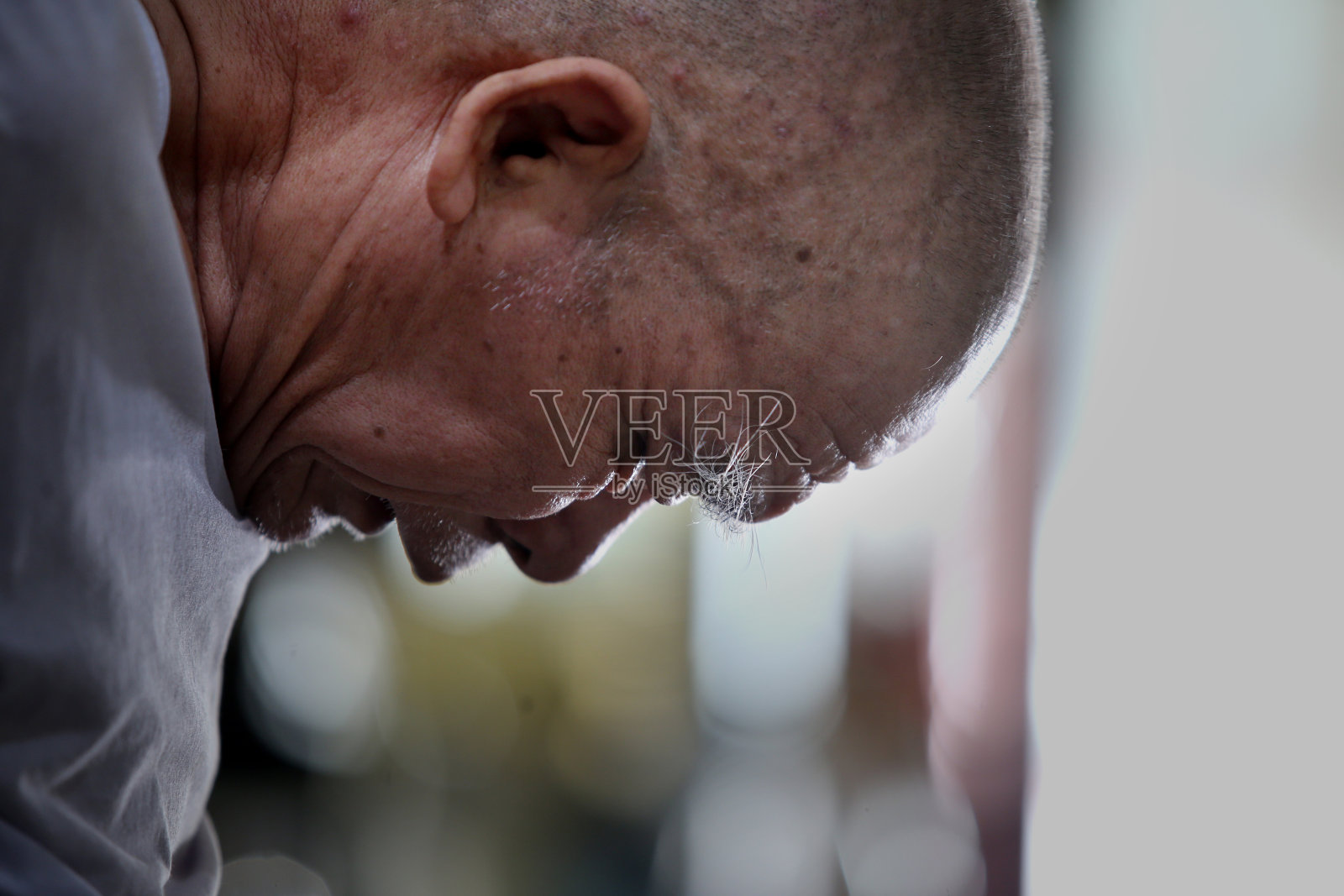 亚洲老人照片摄影图片