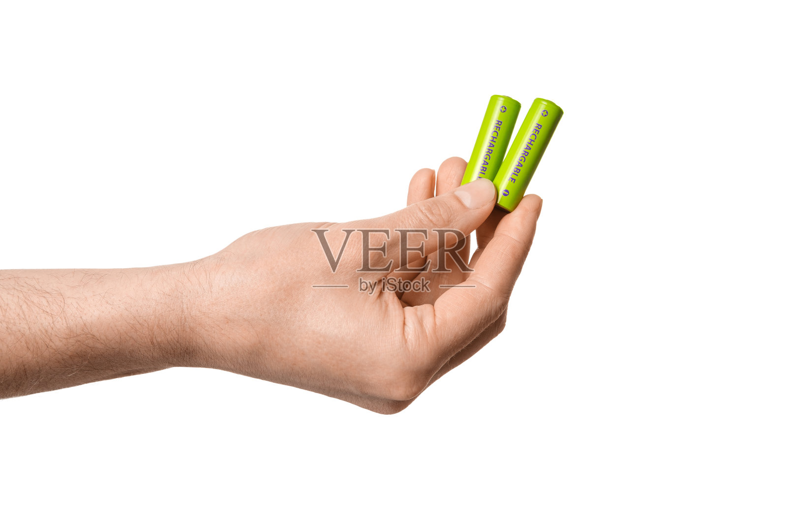 充电电池在男性手中，隔离。照片摄影图片