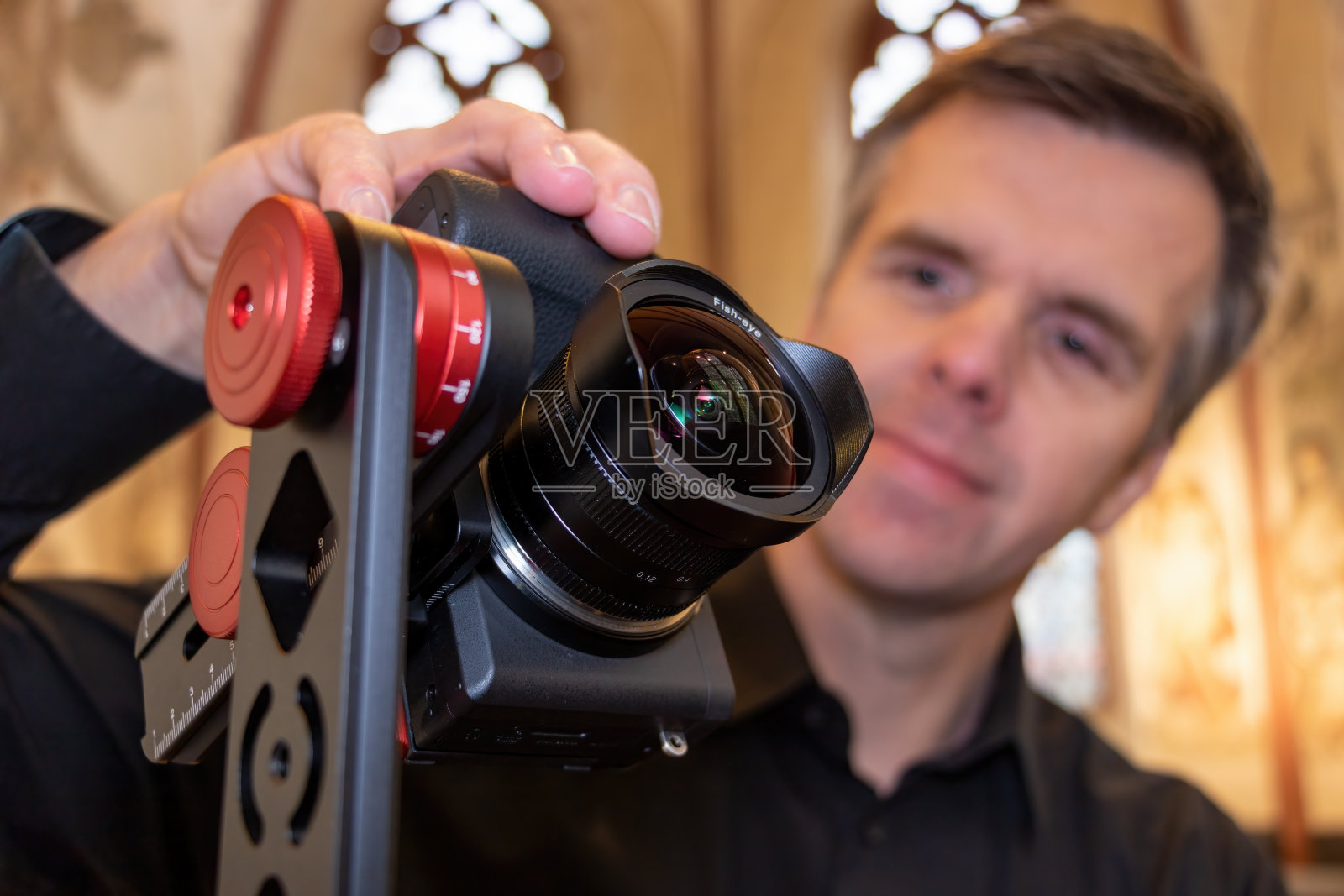 360° panorama photo shooting in church for virtual tours照片摄影图片