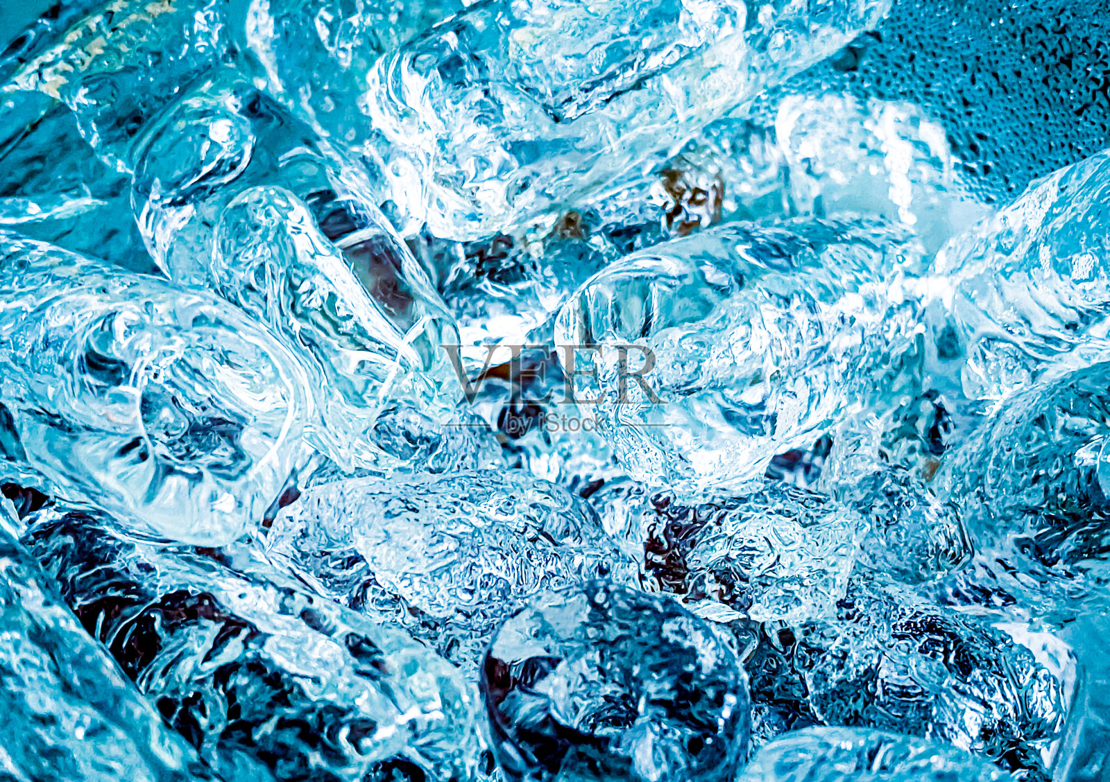 冰块背景，冰块的纹理或背景它让我感觉新鲜和感觉良好，为饮料或茶点业务。照片摄影图片