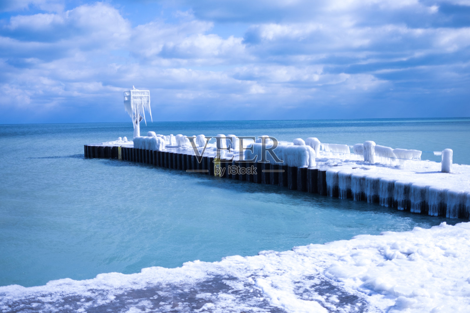 冻湖照片摄影图片