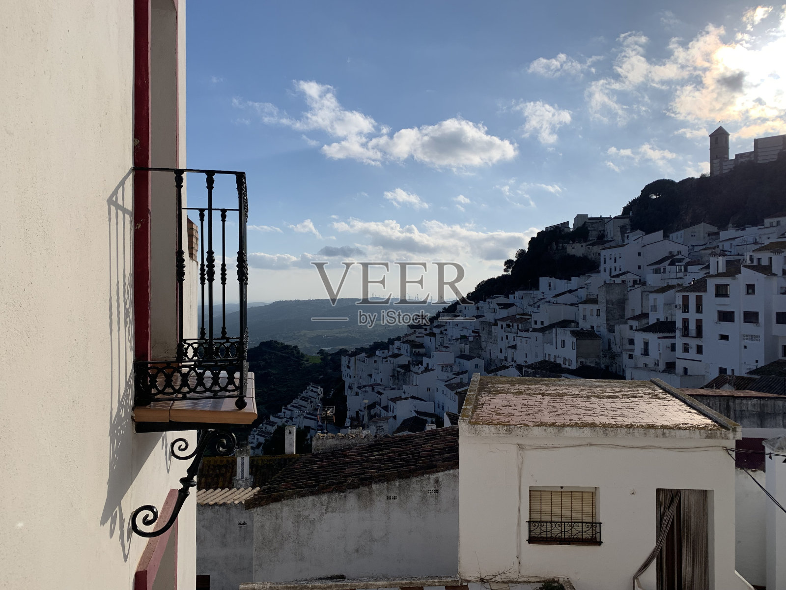 卡萨雷斯的白色村庄照片摄影图片