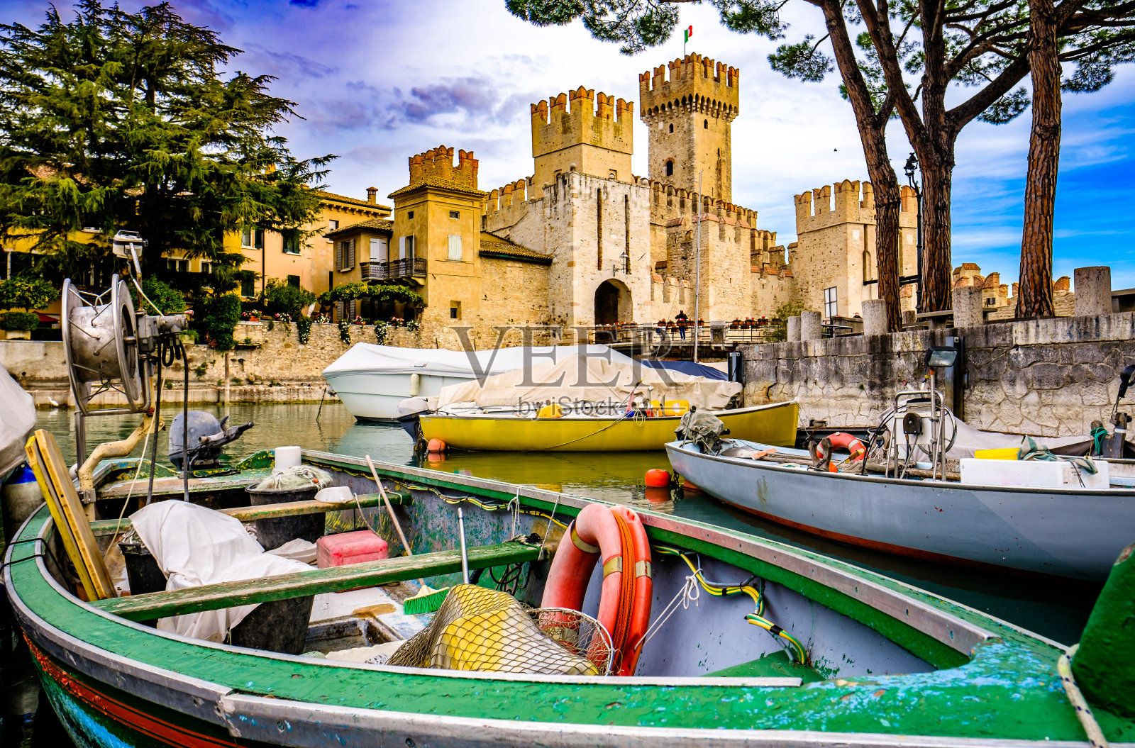 瑟米恩的著名堡垒——拉戈在卫队里照片摄影图片