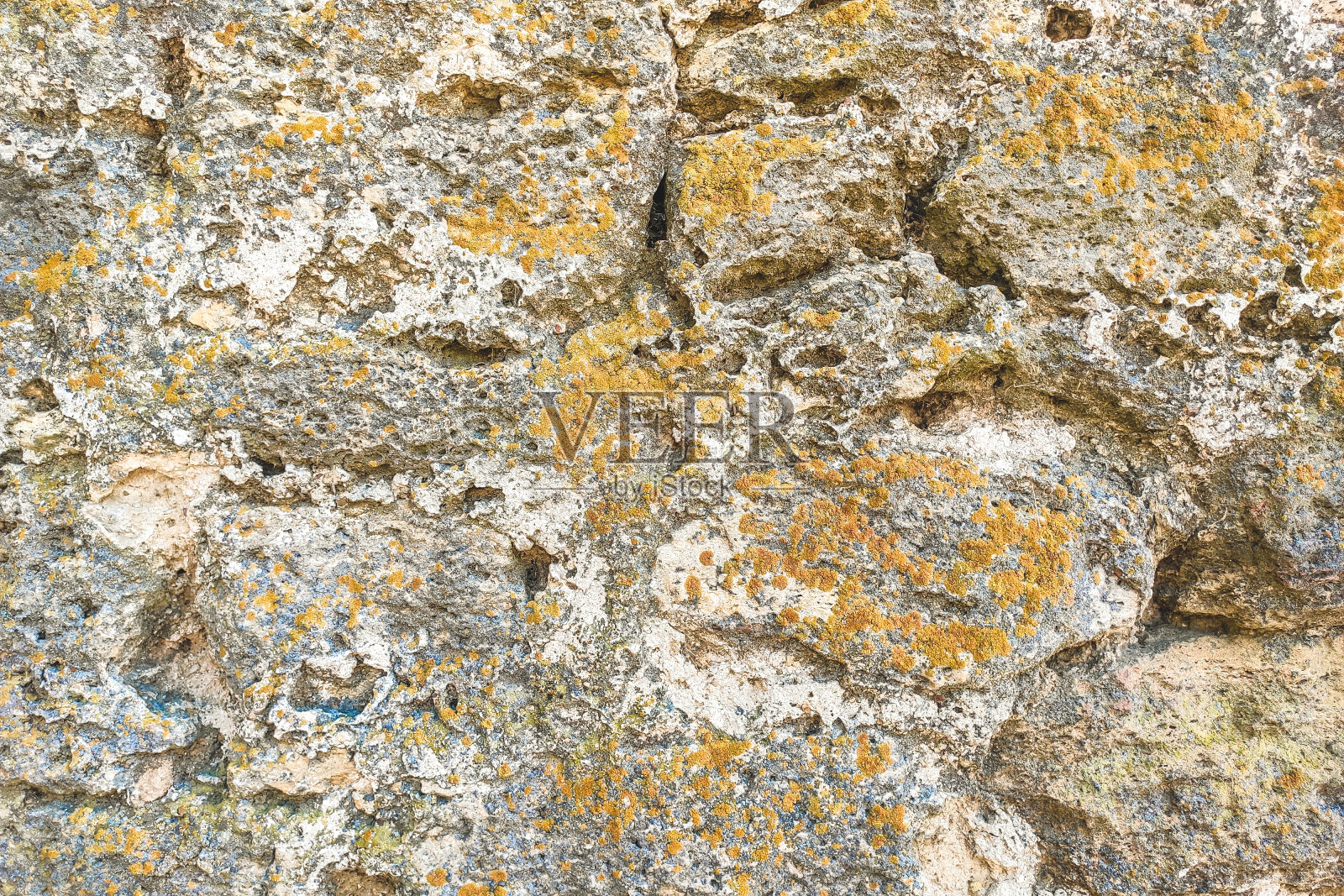 纹理大的古石铺在马路上，铺路石照片摄影图片