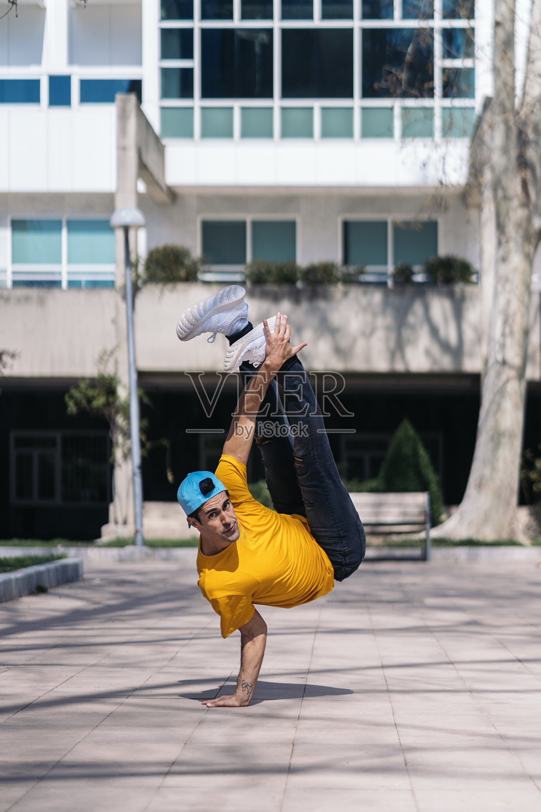 酷炫都市舞者肖像照片摄影图片