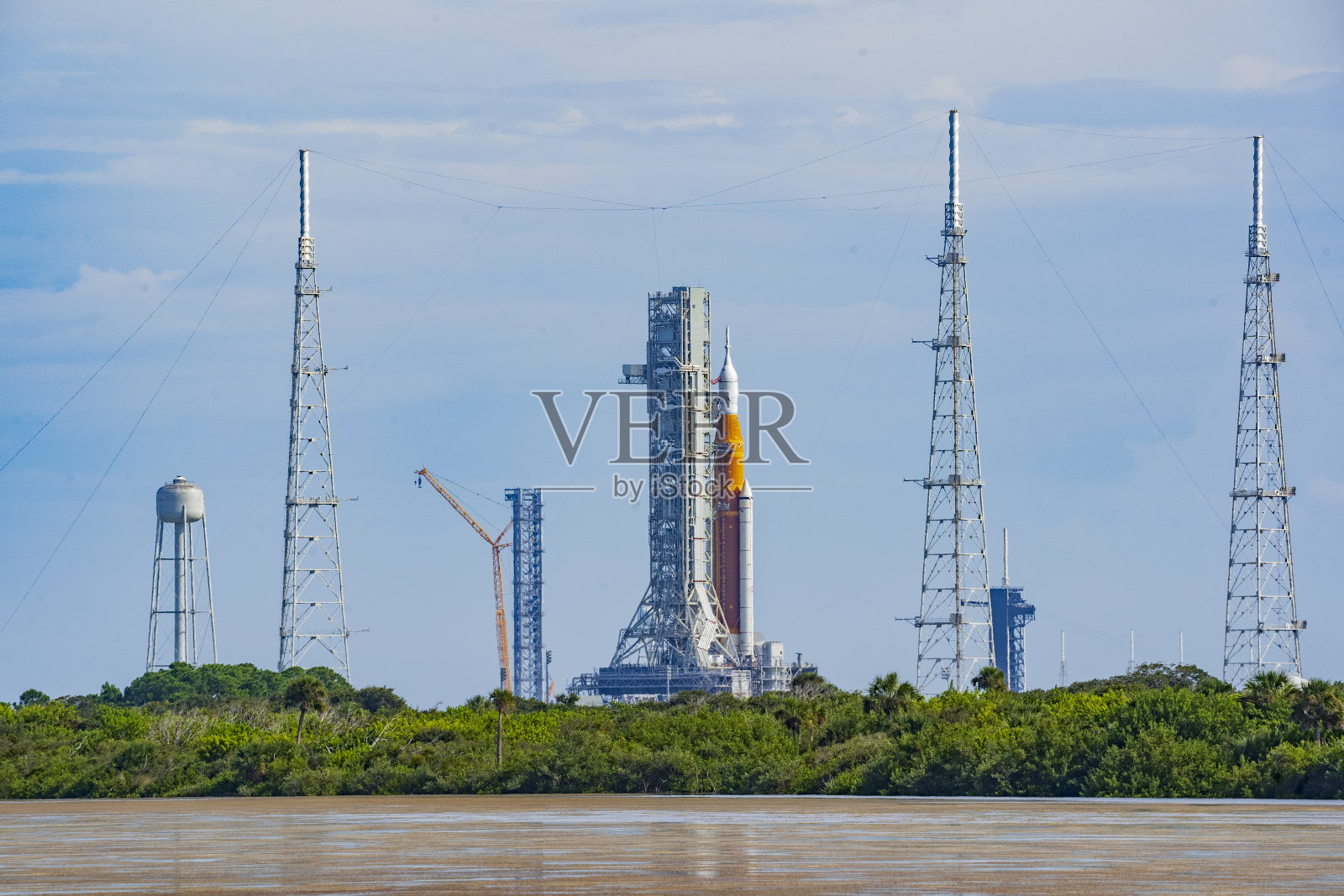 火箭发射台照片摄影图片