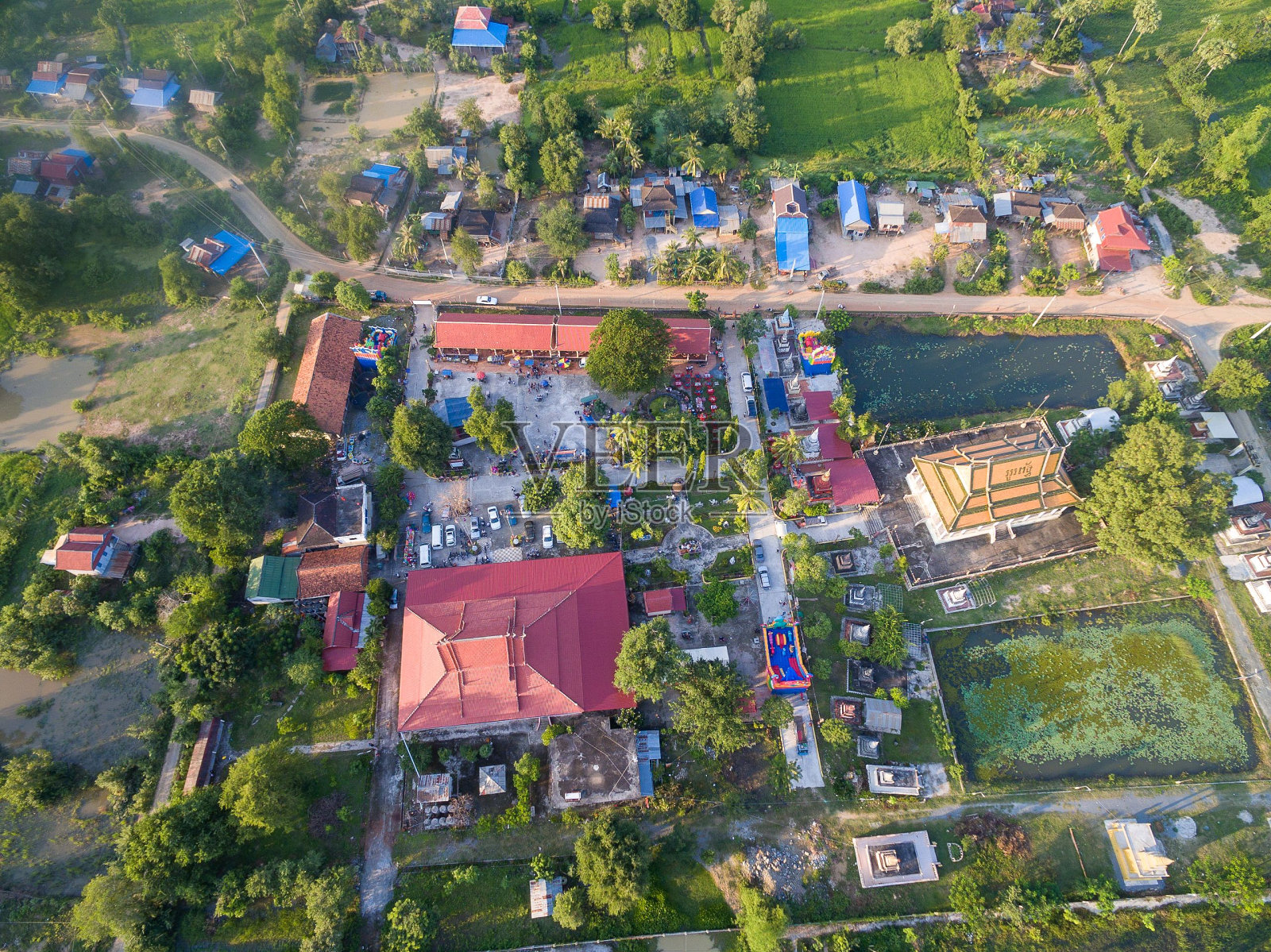柬埔寨金边农村房屋的鸟瞰图照片摄影图片