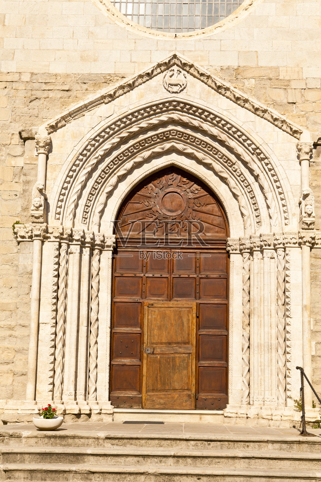 阿格尼奥，莫丽斯古老的村庄，钟之城照片摄影图片