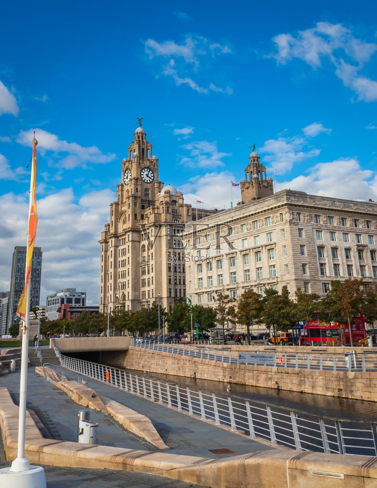 利物浦的三女神照片摄影图片
