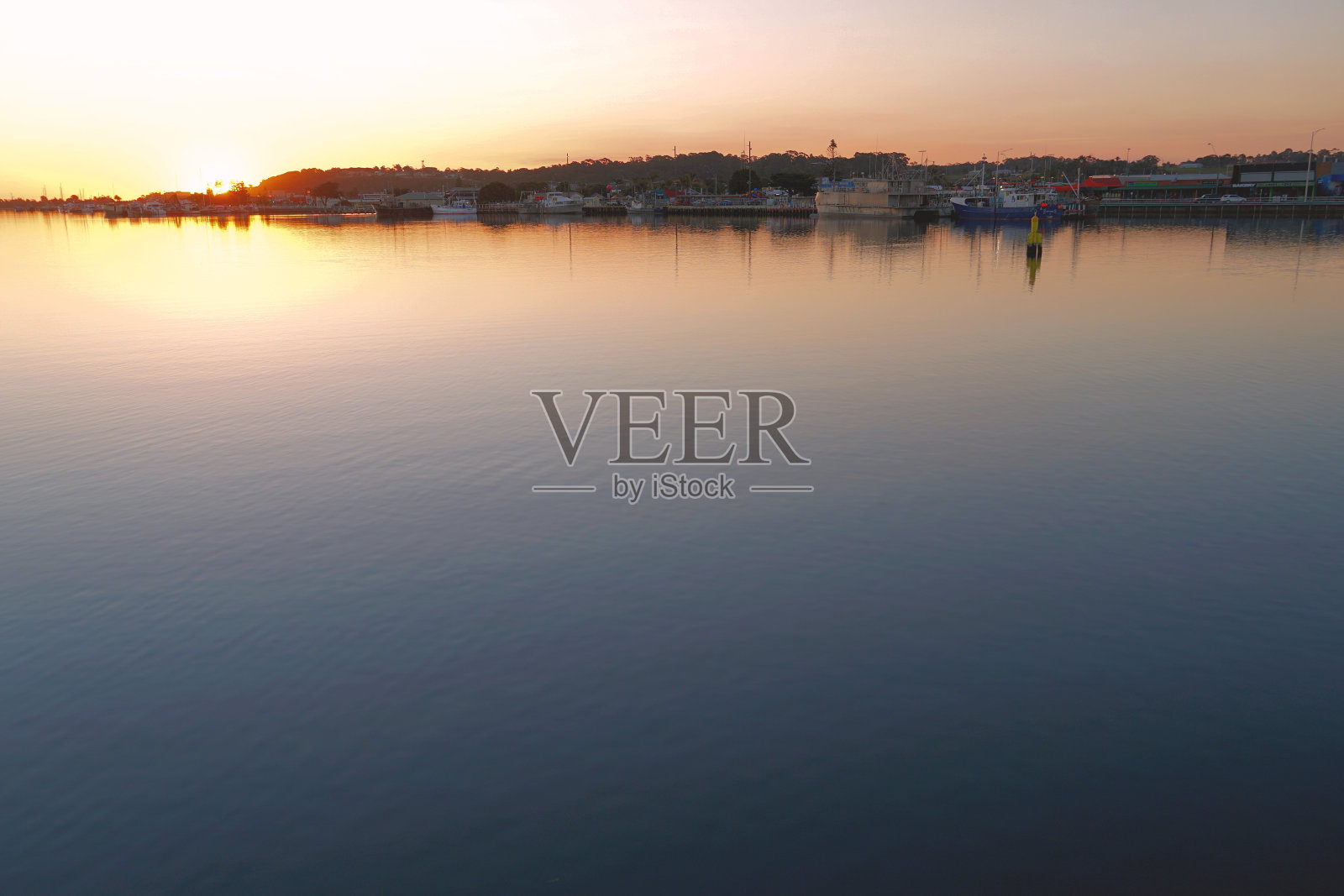 湖入口，维多利亚，澳大利亚照片摄影图片