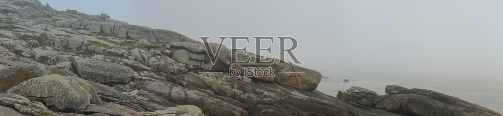 科斯塔达莫特的雾石照片摄影图片