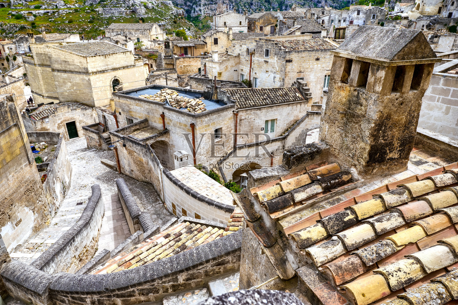 马泰拉老城中令人惊叹的迷宫般的小巷和石砌房屋被称为Sassi照片摄影图片