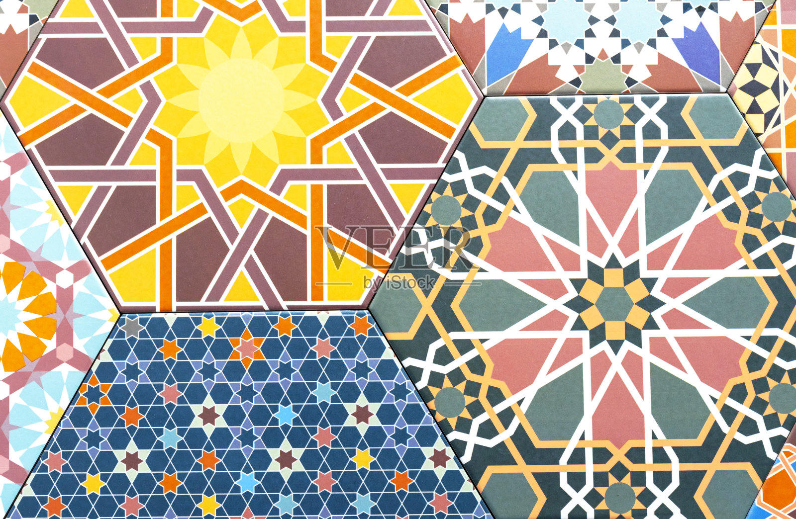 花纹鲜艳的瓷砖。瓷砖背景设计和装饰。照片摄影图片