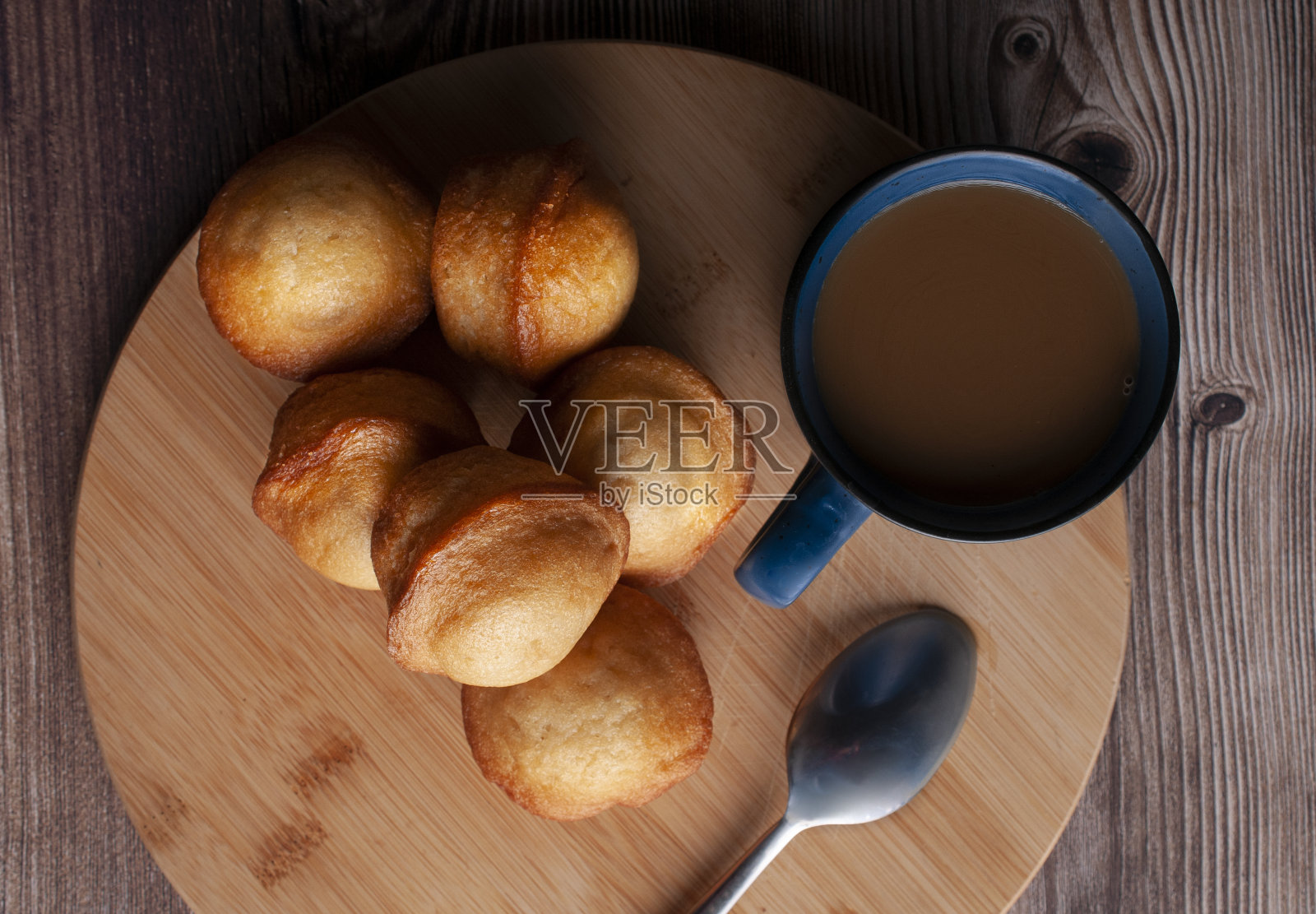 蛋糕和咖啡照片摄影图片