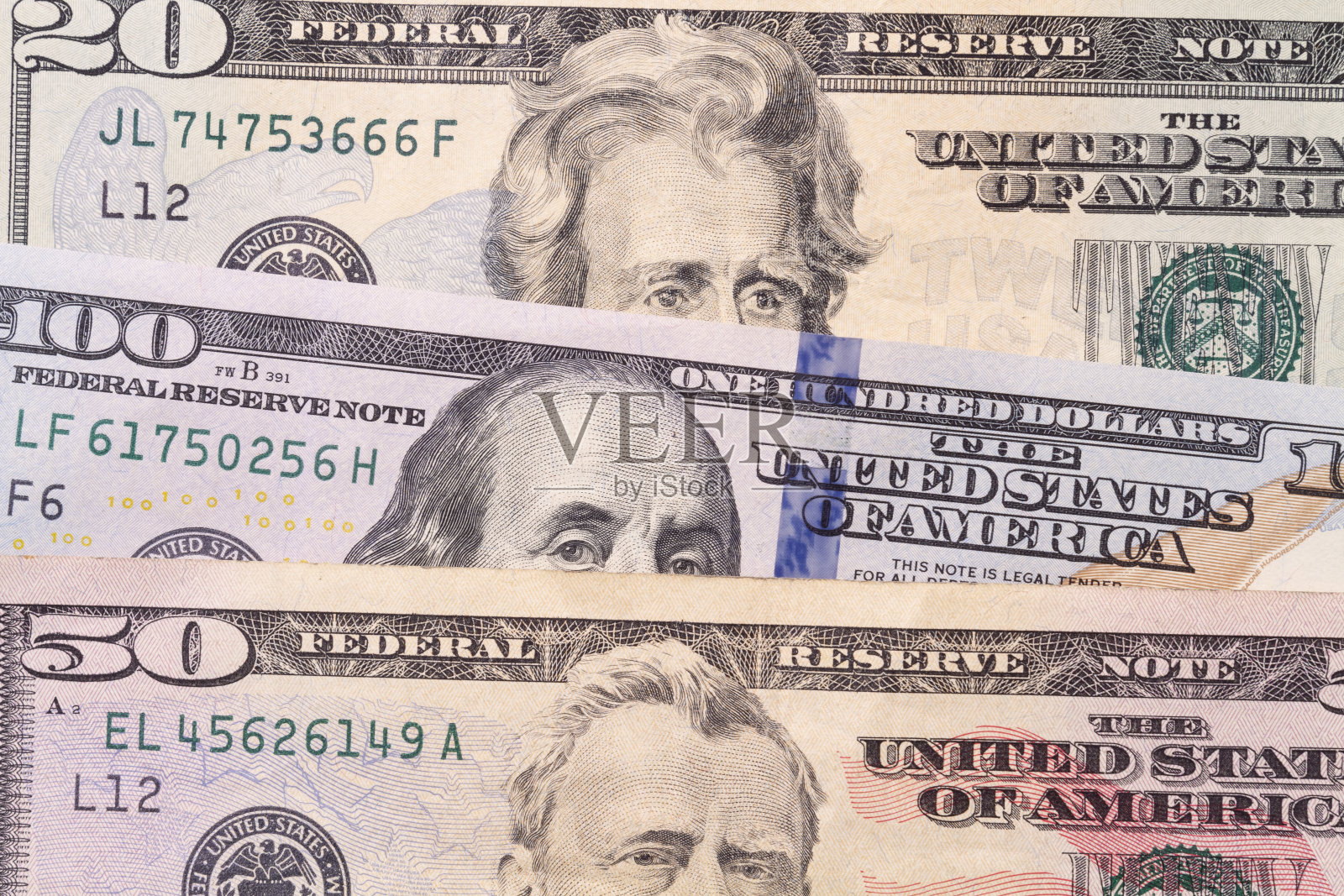 《人们对美国货币的目光越过边界的概念》照片摄影图片