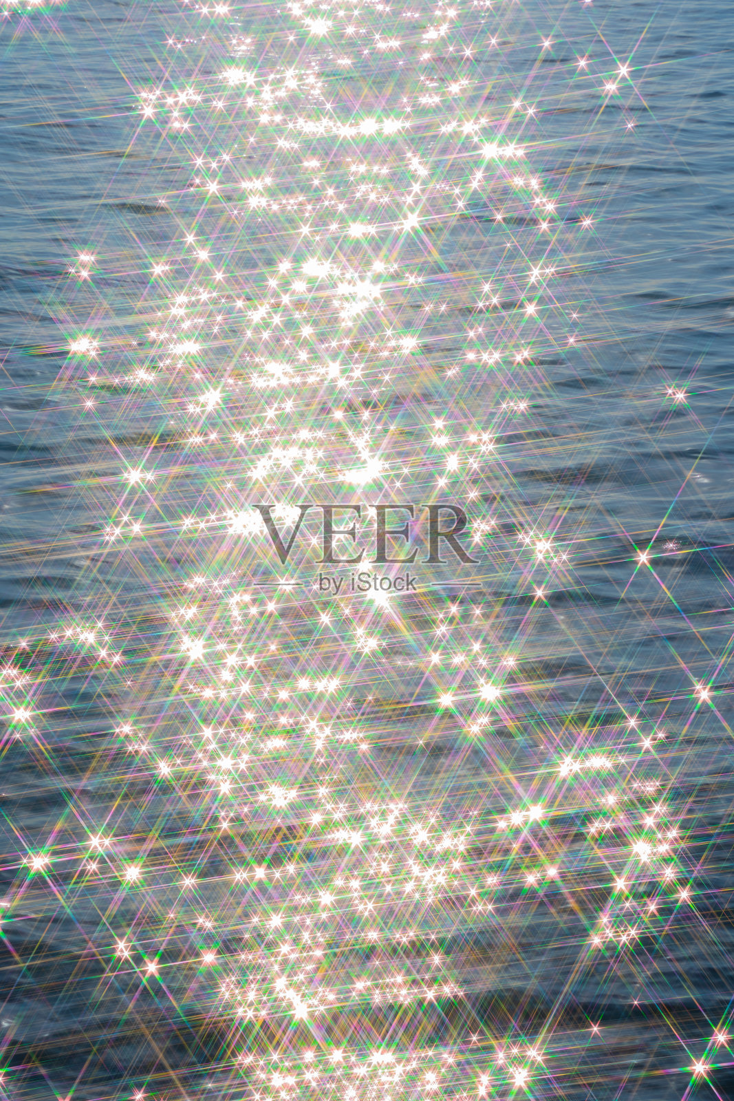 闪闪发光的海洋照片摄影图片