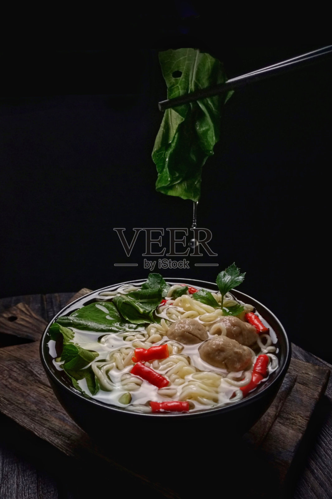 煮面条照片摄影图片