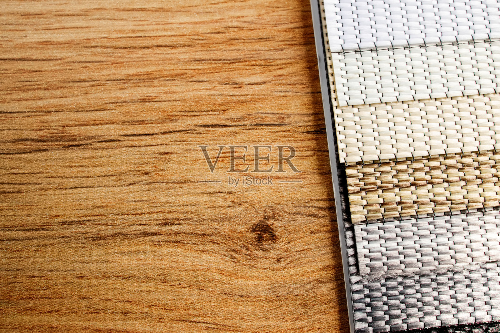 不同色度的织物颜色目录。各种颜色的密集织物。调色板照片摄影图片