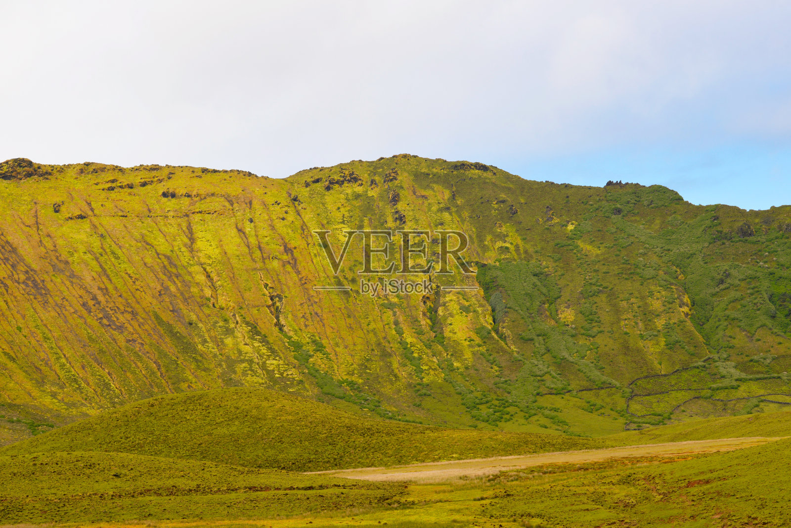 亚速尔斯-科沃岛Caldeirão，老火山口照片摄影图片