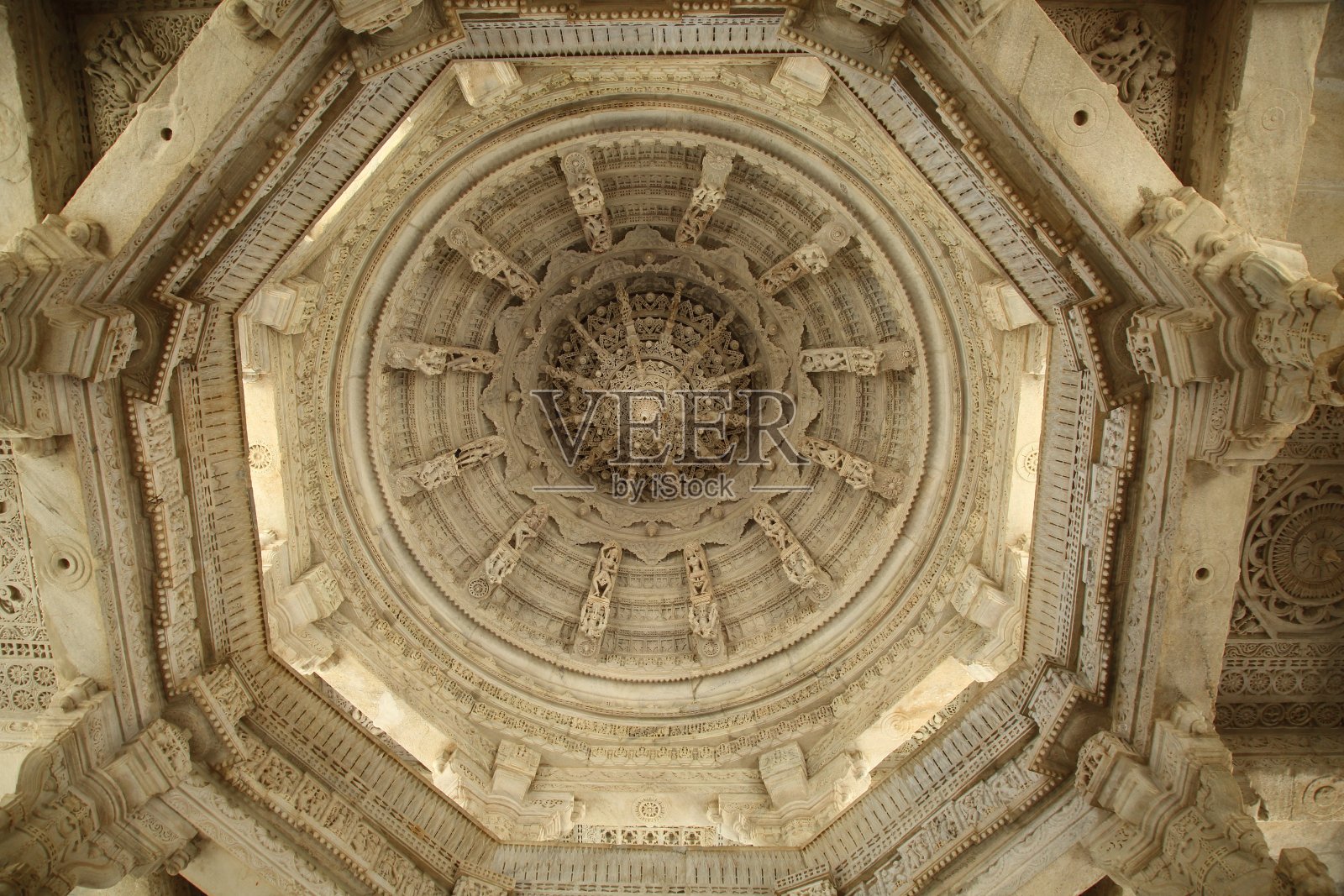 拉纳克布尔耆那教寺庙，拉贾斯坦邦，印度照片摄影图片