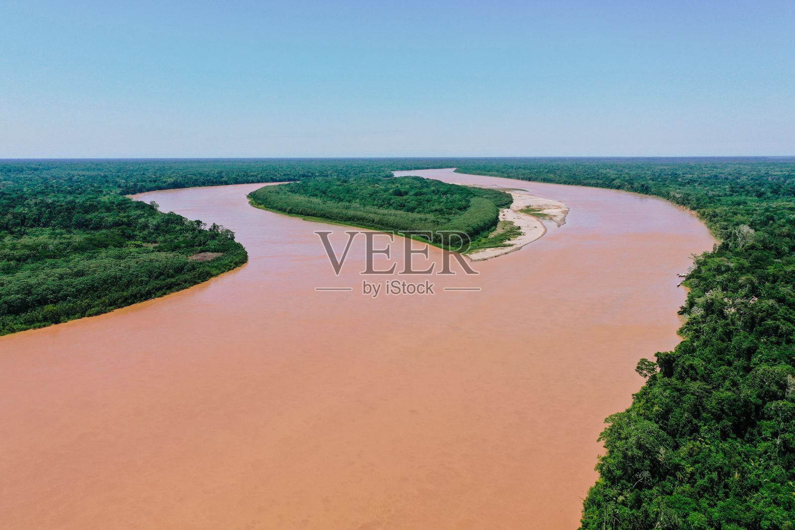 亚马逊河在丛林间粉红色阴影的美丽自然景观照片摄影图片