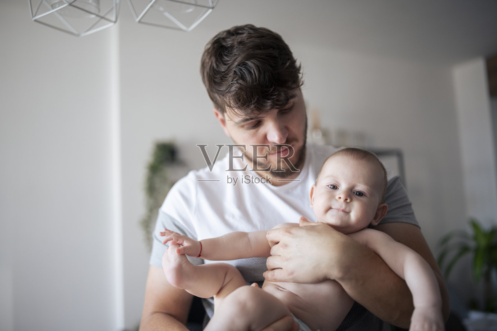 我爱我的爸爸!照片摄影图片