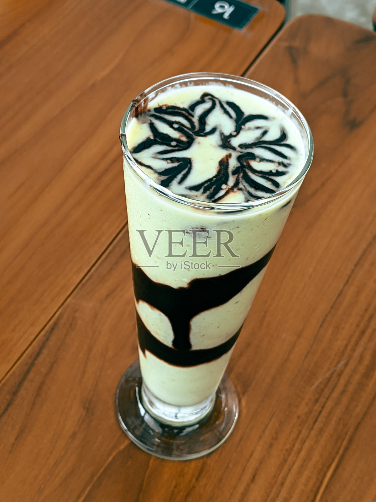 鳄梨汁照片摄影图片