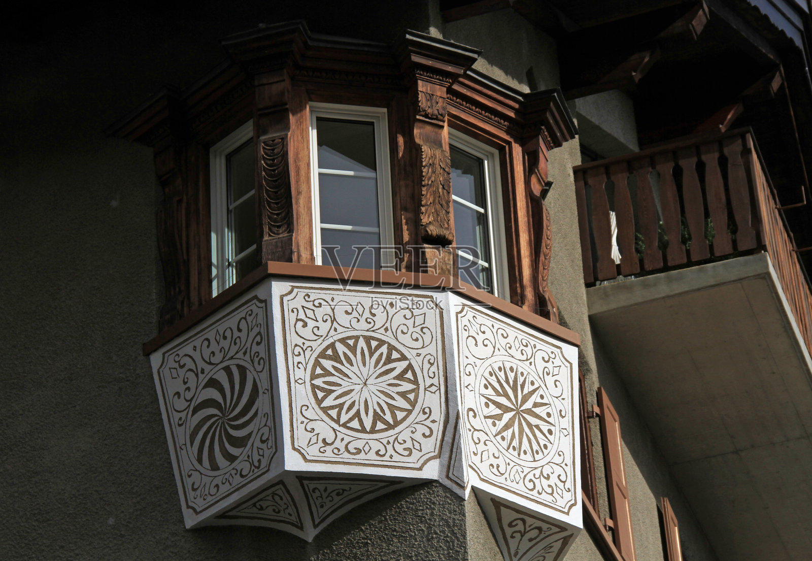 瑞士格里森Engadin的传统房屋照片摄影图片