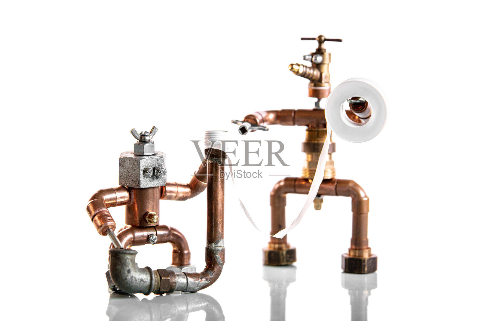 有趣的微型工匠，由工具和材料建造照片摄影图片