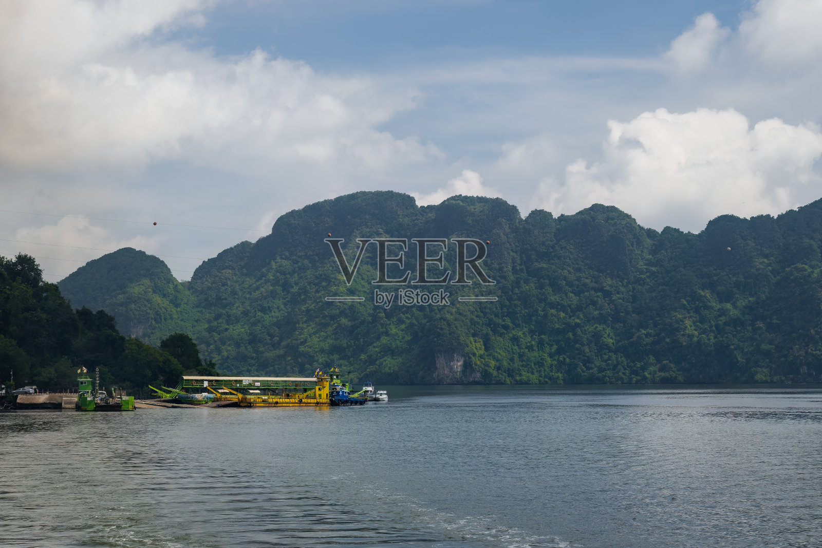 泰国甲米华欣码头照片摄影图片