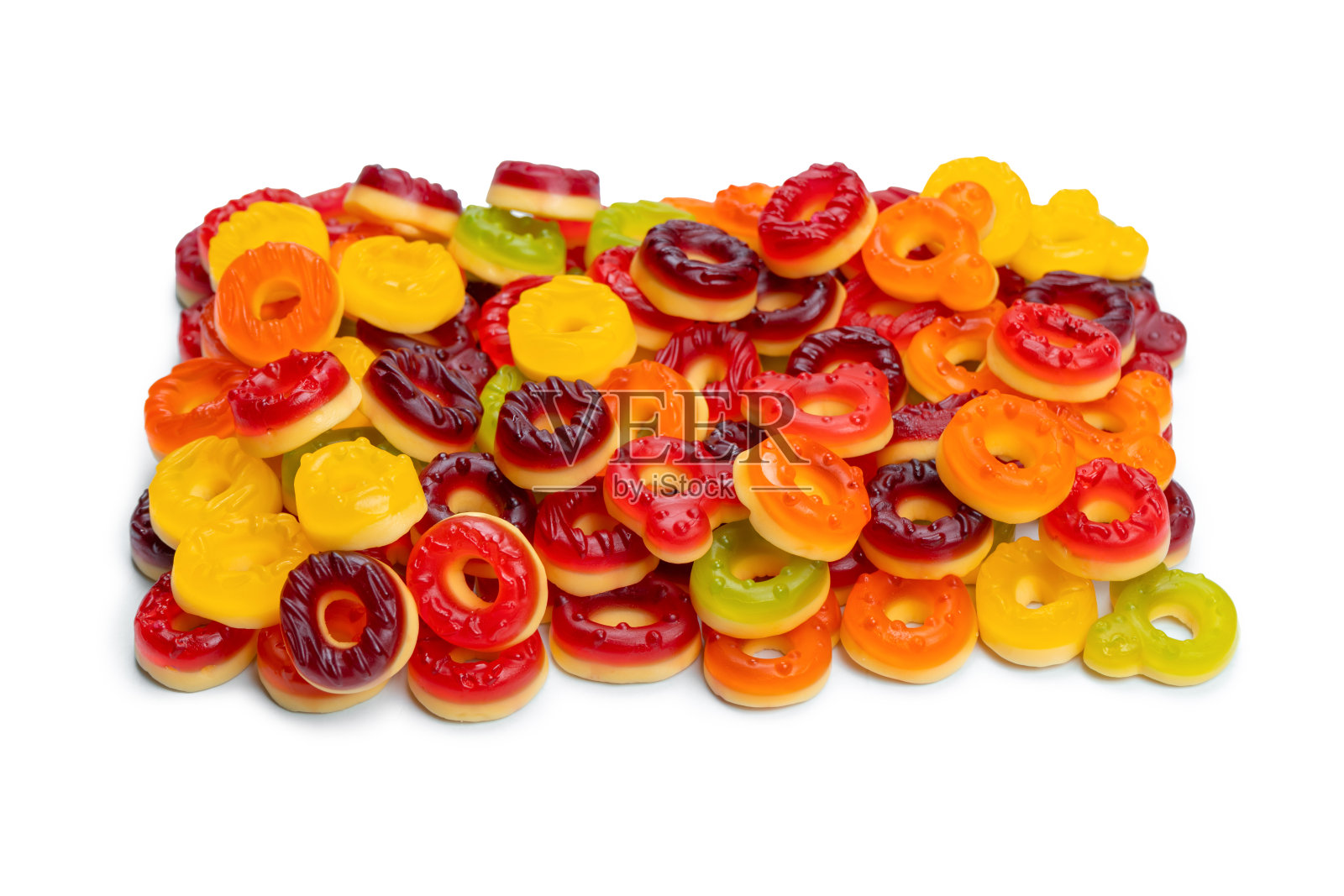 各色彩色软糖。前视图。果冻甜甜圈。果冻熊。孤立在白色背景上。照片摄影图片