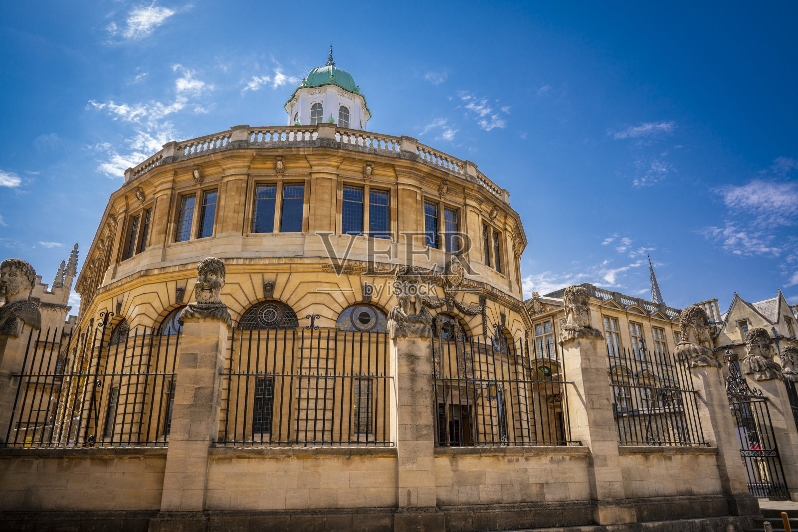 牛津，牛津大学谢尔登剧院，在英国牛津郡照片摄影图片