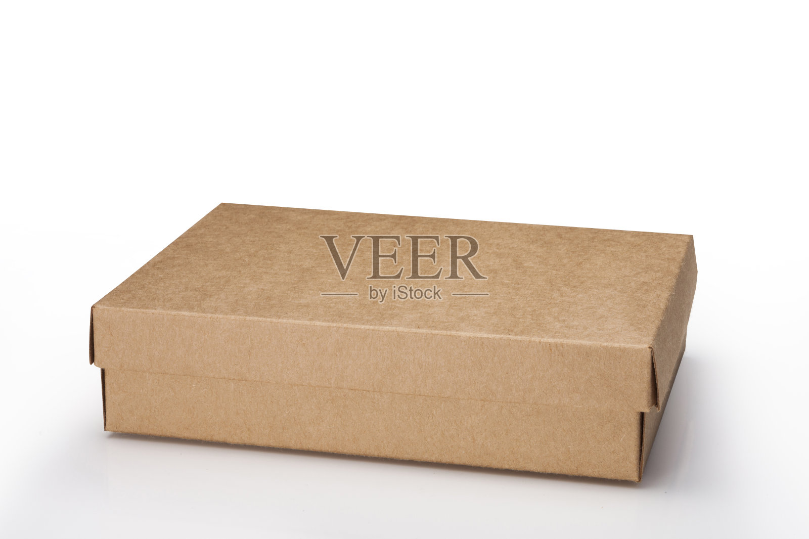 靠近一个棕色的盒子在白色背景与剪辑路径照片摄影图片