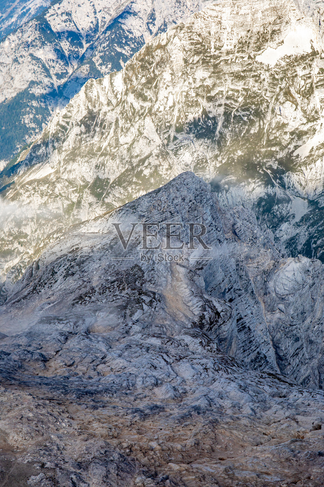 徒步旅行穿过Plemenice到Triglav照片摄影图片
