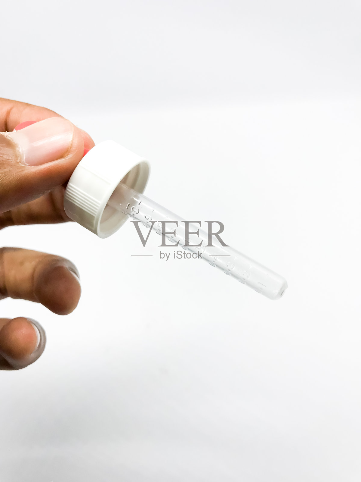 儿童呼吸道感染病毒流感不通气流鼻涕滴鼻液照片摄影图片