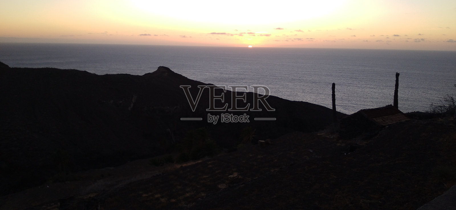 阿洛赫拉（戈梅拉岛）的日落照片摄影图片