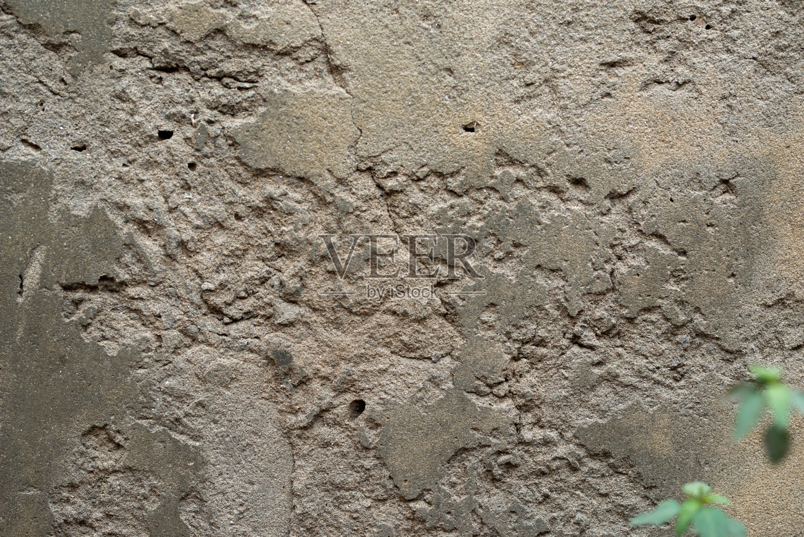 旧垃圾裂缝墙纹理背景，水泥墙背景外部。照片摄影图片