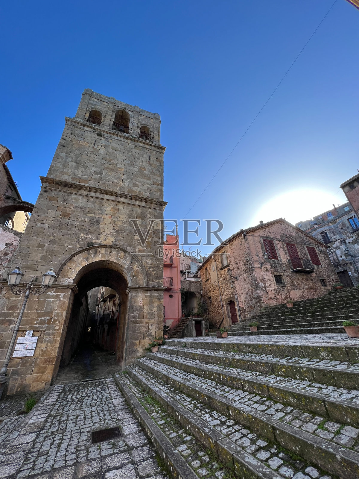 巴勒莫圣莫罗城堡历史中心的景色。意大利西西里岛照片摄影图片