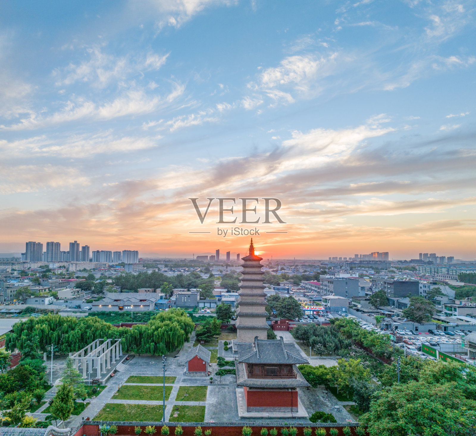 古塔照片摄影图片